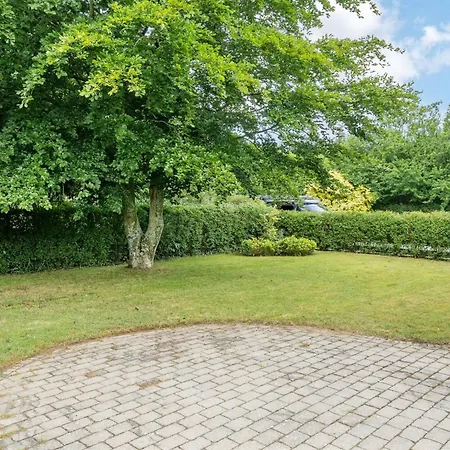 Philip - 2km From The Sea By Interhome