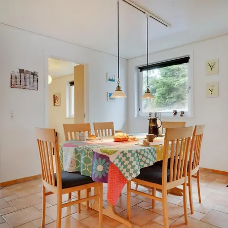 Philip - 2km From The Sea By Interhome *