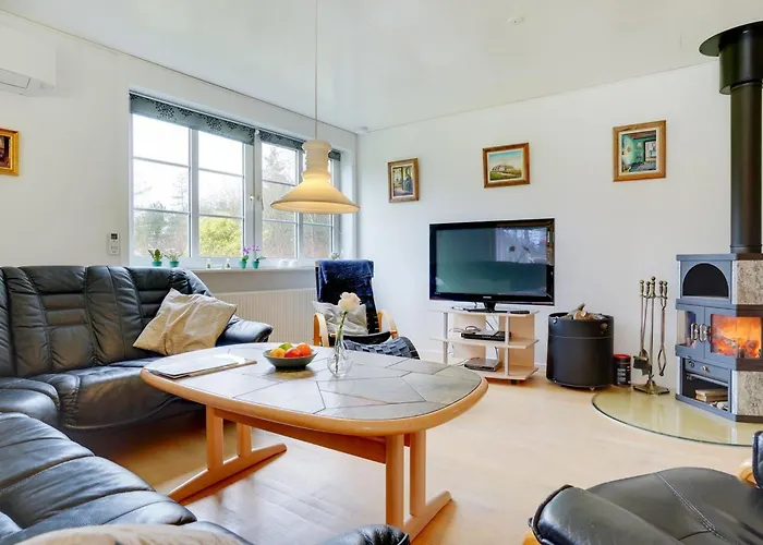 Philip - 2km From The Sea By Interhome Feriehus