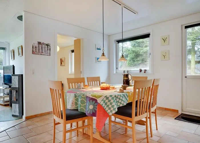 Ferienhaus Philip - 2km From The Sea By Interhome